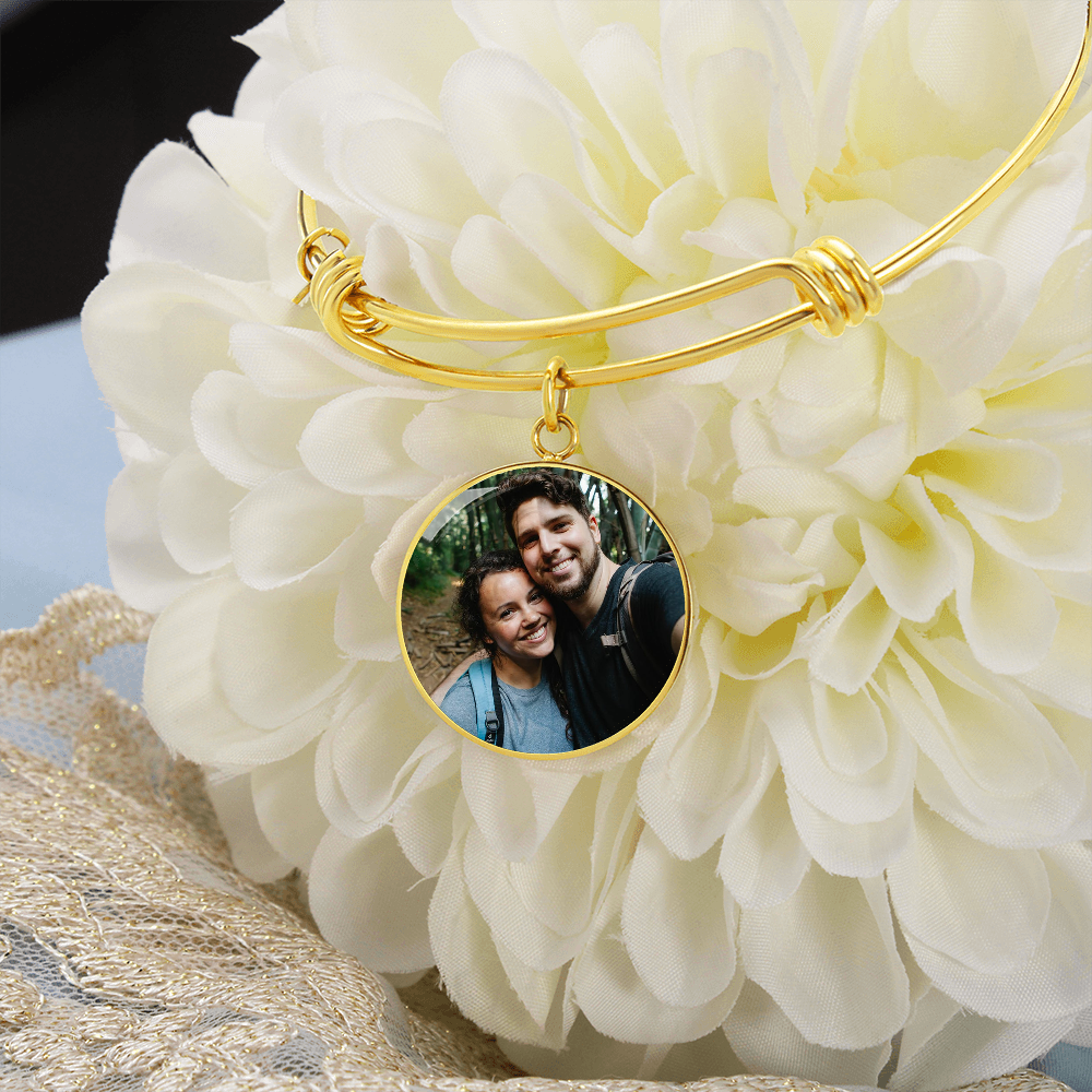 Quang Vo Circle Bangle