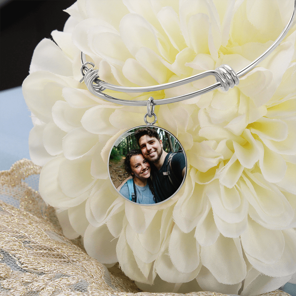 Quang Vo Circle Bangle